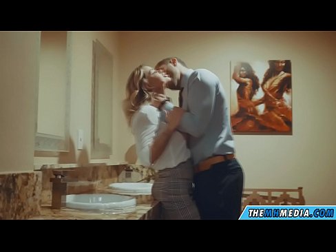 ❤️ כשבלונדינית חזה מפתה אותך בשירותים ציבוריים ☑ פורנו רוסי בפורנו iw.com-porn-zog.ru ﹏